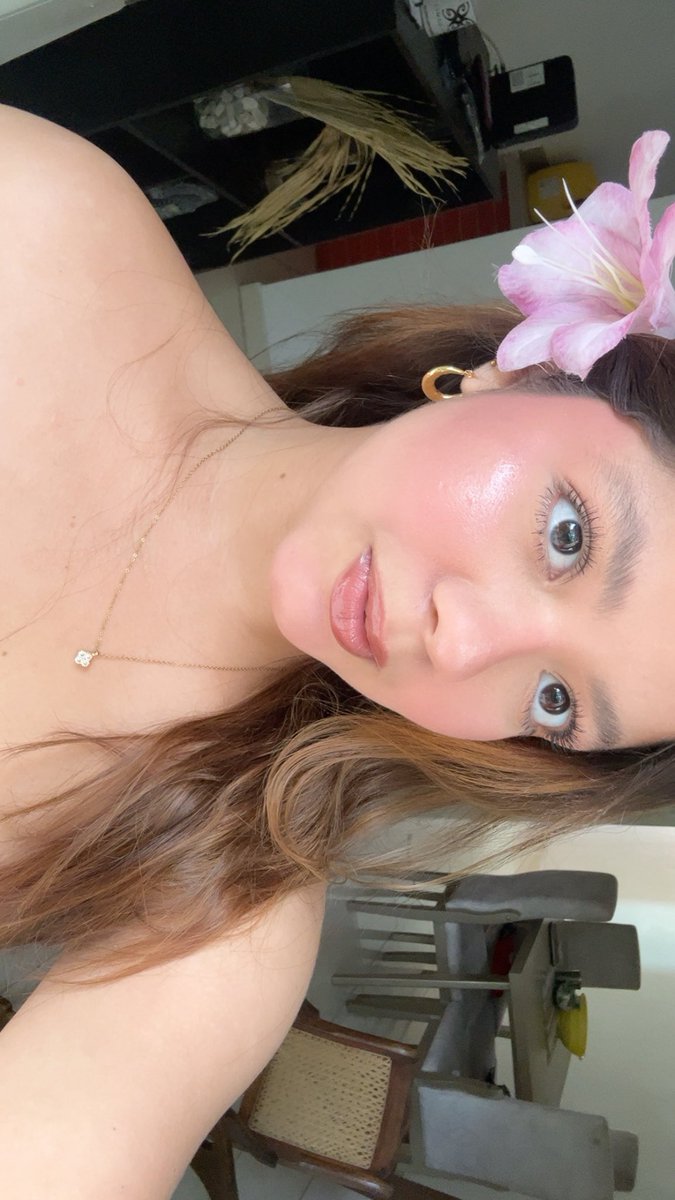 Yariana tweet media