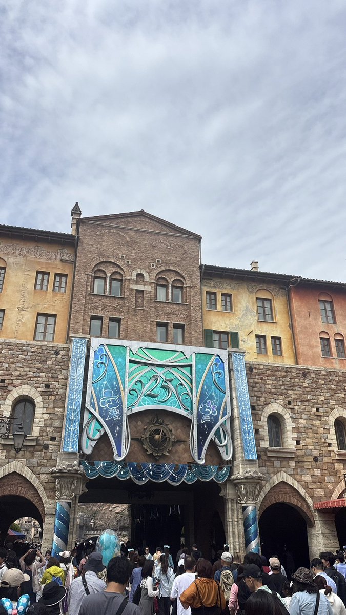 げいる tweet media