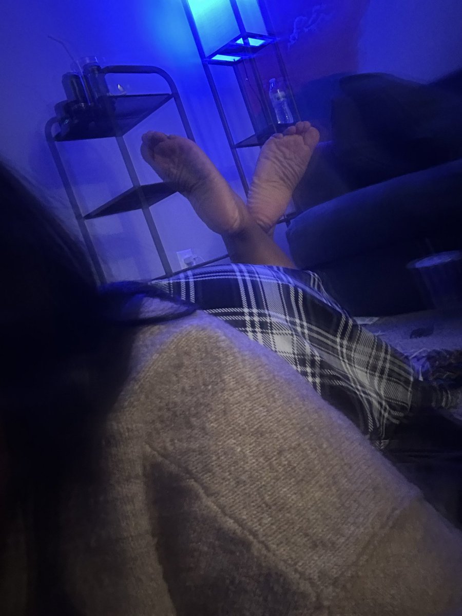 itspurgalicious's tweet image. we both know you want to spoil me like everyone else so whys that dm taking so long? #findom #princess #paypigswelcome