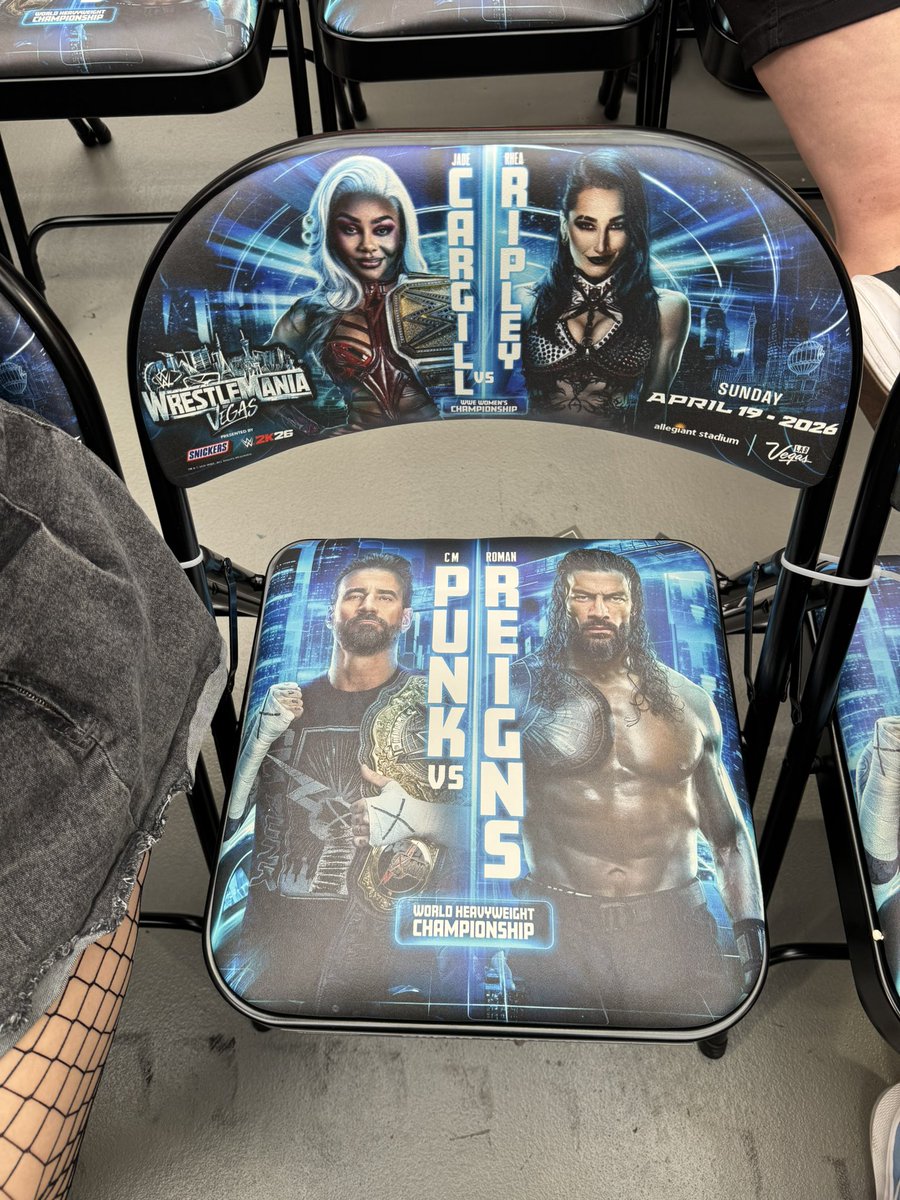 Green Shirt Guy tweet media