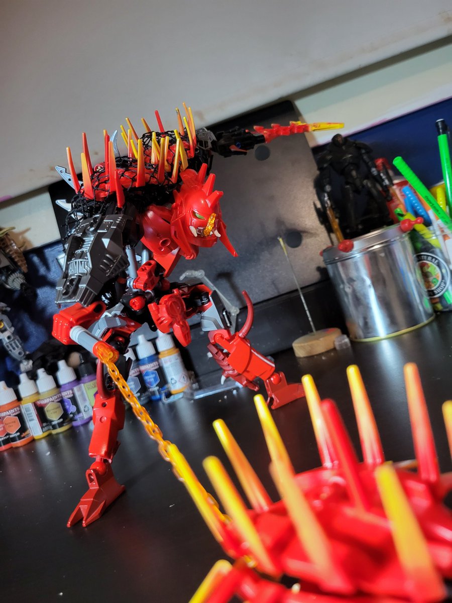 OmegaRedArts1's tweet photo. XPlode!

#moc #Herofactory #bionicle #legoherofactory https://t.co/bws07txWJF