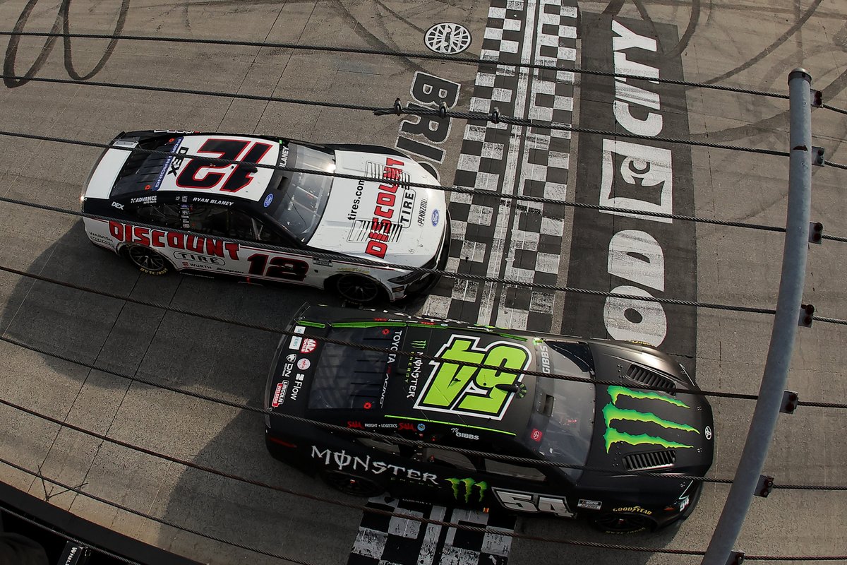 motoresapleno's tweet image. #NASCAR en #Bristol – #Carrera: #TyGibbs consigue su primera victoria en #cup. #motoresapleno #automovilismo #motorsport 
motoresapleno.com.ar/2026/04/nascar…