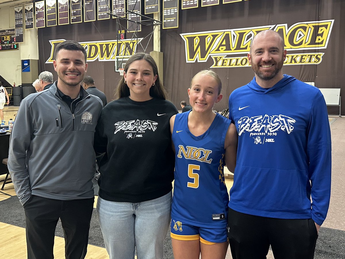 NDCL Girls Basketball tweet media