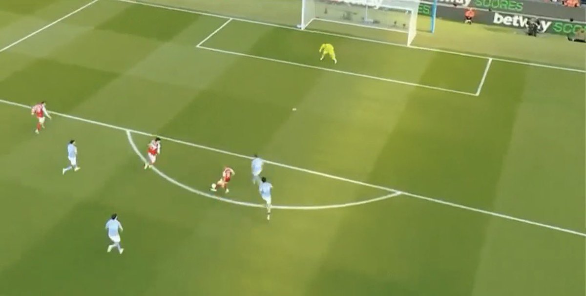 JB™️ tweet media