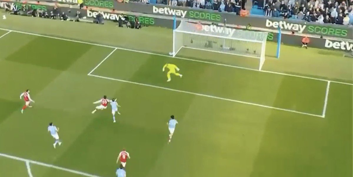 JB™️ tweet media