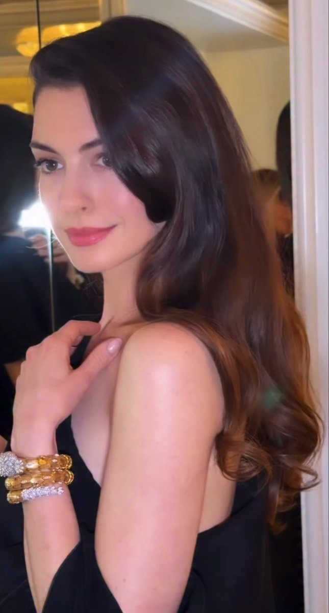 vi💋🐆𐚁 miranda priestly’s husband tweet media