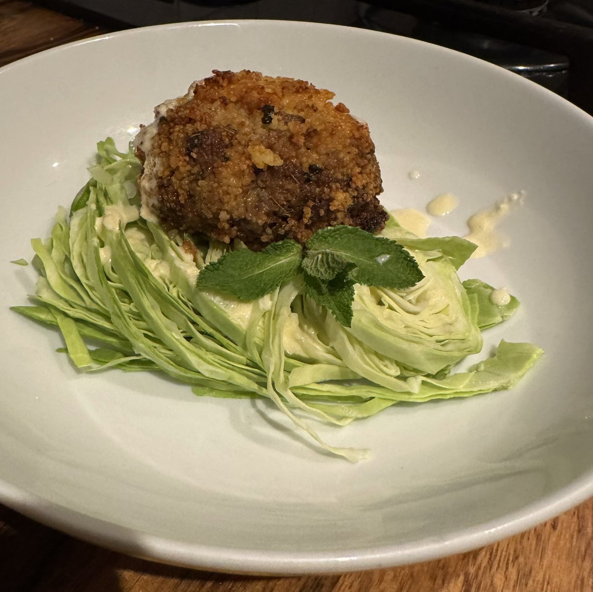cookingphotos's tweet image. Lamb and mint burger with a crispy cous cous coating. Aioli dressing
#Foodie #recipe #foodphotography