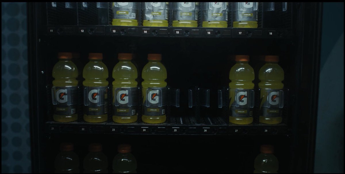hassanhamidfilm's tweet photo. Beef is the only show to make a Gatorade vending machine symbolic for a relationship slowly disconnecting

It’s so well executed in the episode too, Austin wasn’t able to give Ashley a red Gatorade, but when they’re distant and he’s talking to Eunice he finds a machine full of em https://t.co/GXmX8dxqcr