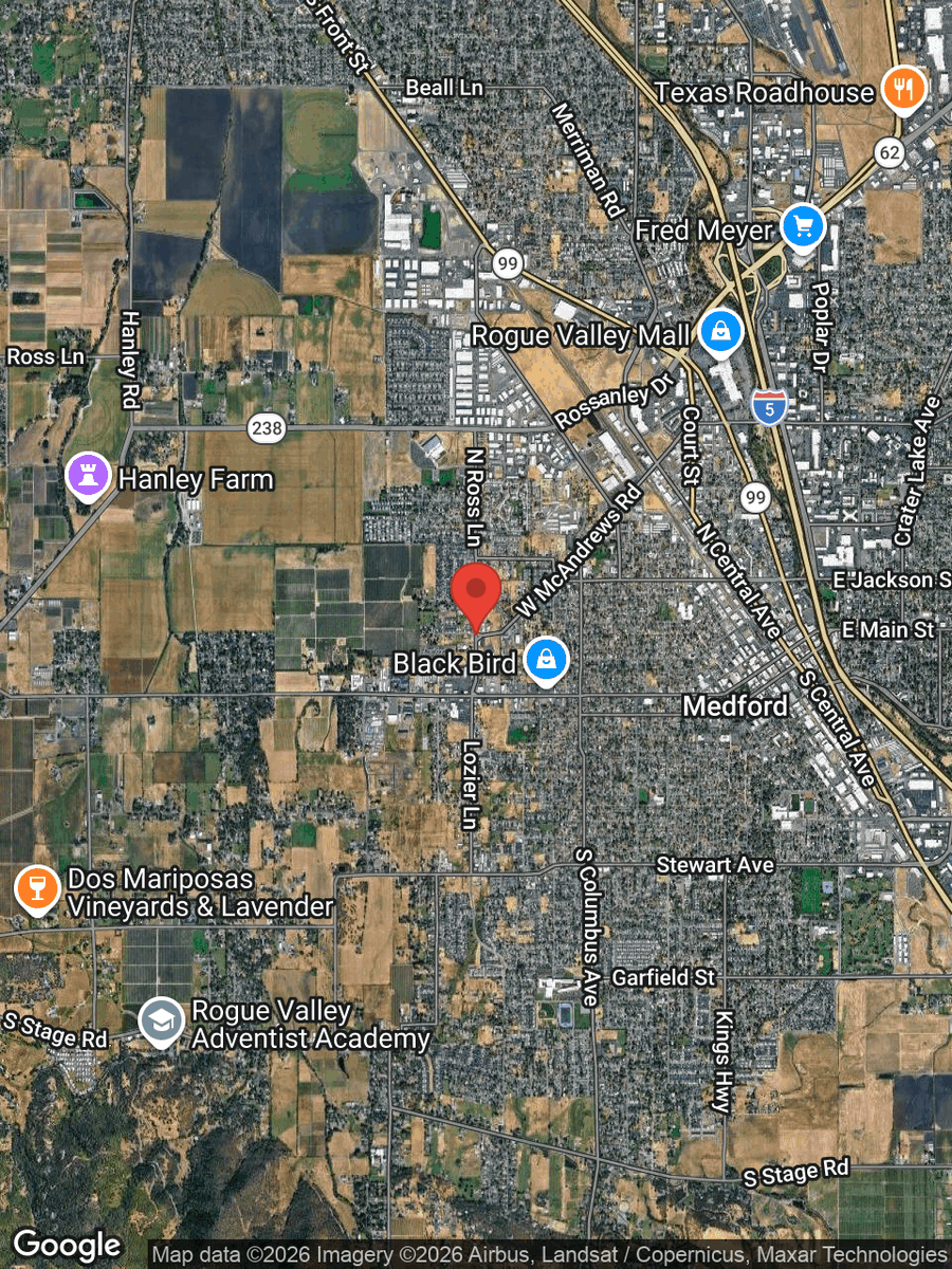 sofirewatch's tweet image. #MFD: Smoke investigation reported at 2:10:59 PM at ROSS LN N, MEDFORD, OR. #OR #Fire #RogueValley #SouthernOregon google.com/maps/search/?a…