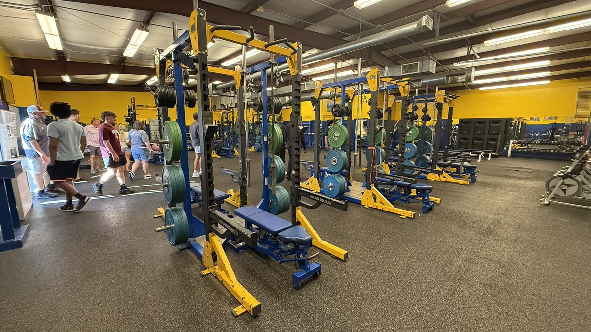 KalebNish's tweet photo. Huge thanks to Coach @CoachWoodmanMSU and the entire @MSUEaglesFB staff for an awesome Junior Day! Loved touring the campus, meeting the team, and seeing the culture up close. Excited to stay connected and keep building! #SoarHigher 🏈 @MSUEagles
 @Coachddamron @_CoachTAllen @Coachweiss30 @CoachJKiernan @MSUEaglesFB @DFO_AJ