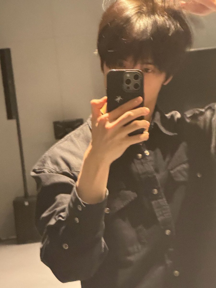 n๋
์ ์ค๋์ ์ง์ฑ tweet media