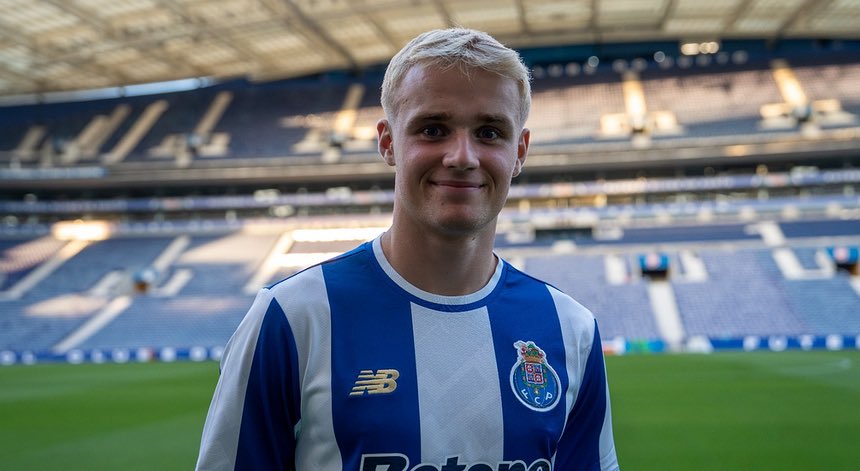 Victor Froholdt tem mais golos(7) na época do que o Moffi e Gul juntos(6). Melhor contratação do <a href="/FCPorto/">FC Porto</a> esta temporada.