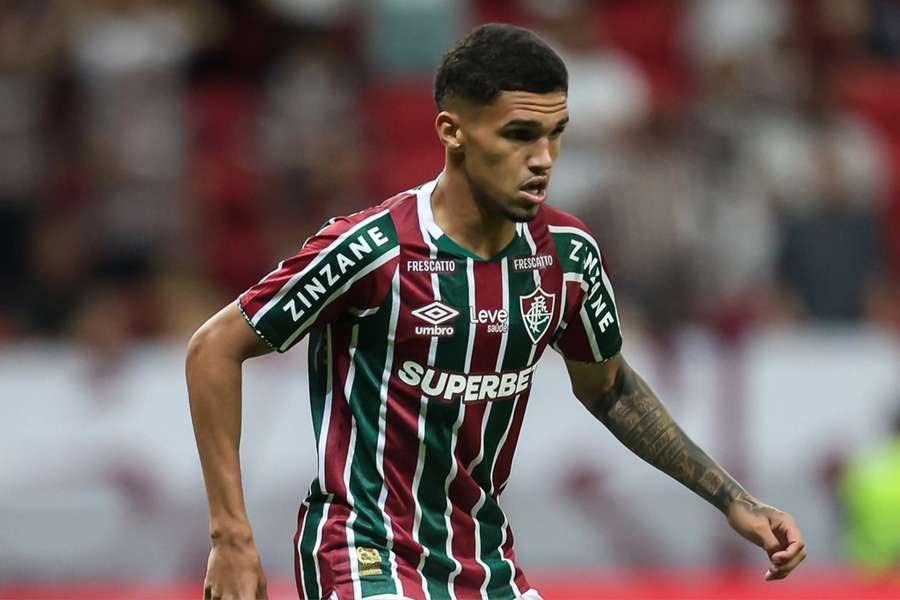 FluResenha tweet media