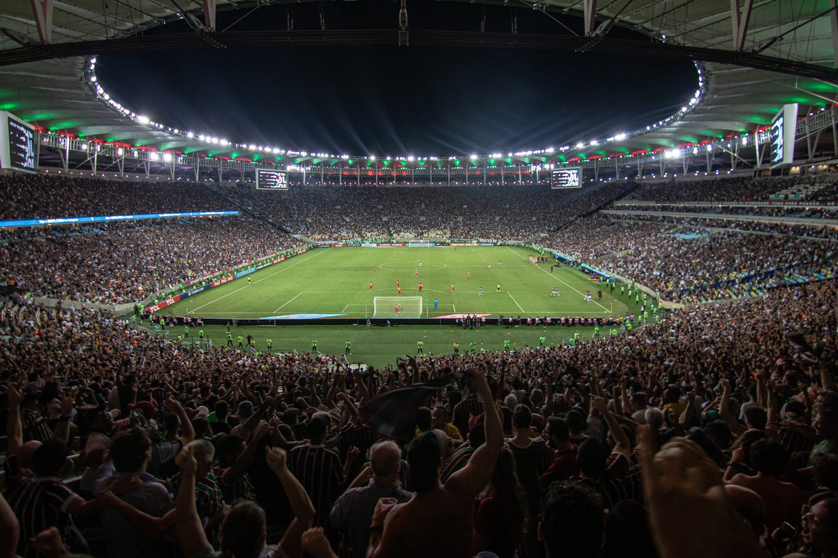 É hora do <a href="/FluminenseFC/">Fluminense F.C.</a> entender o momento e trazer a torcida para perto.

Dos 4 próximos jogos no Brasileiro, teremos 3 no Maracanã. 

Vamos, temos que chegar juntos.