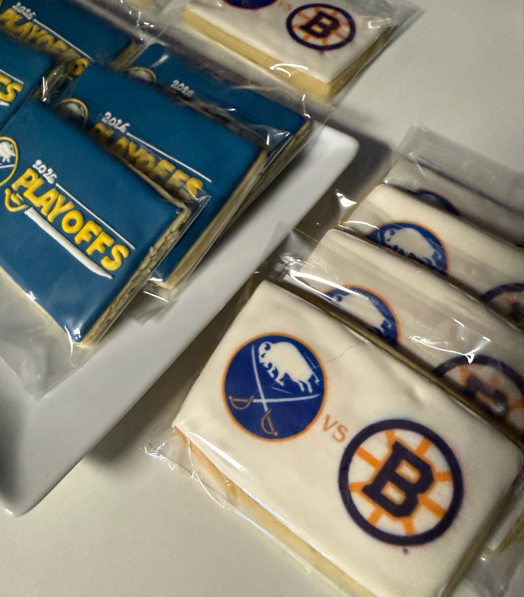 rachelmlenzi's tweet image. You know it’s official when there’s a playoff cookie. #sabres