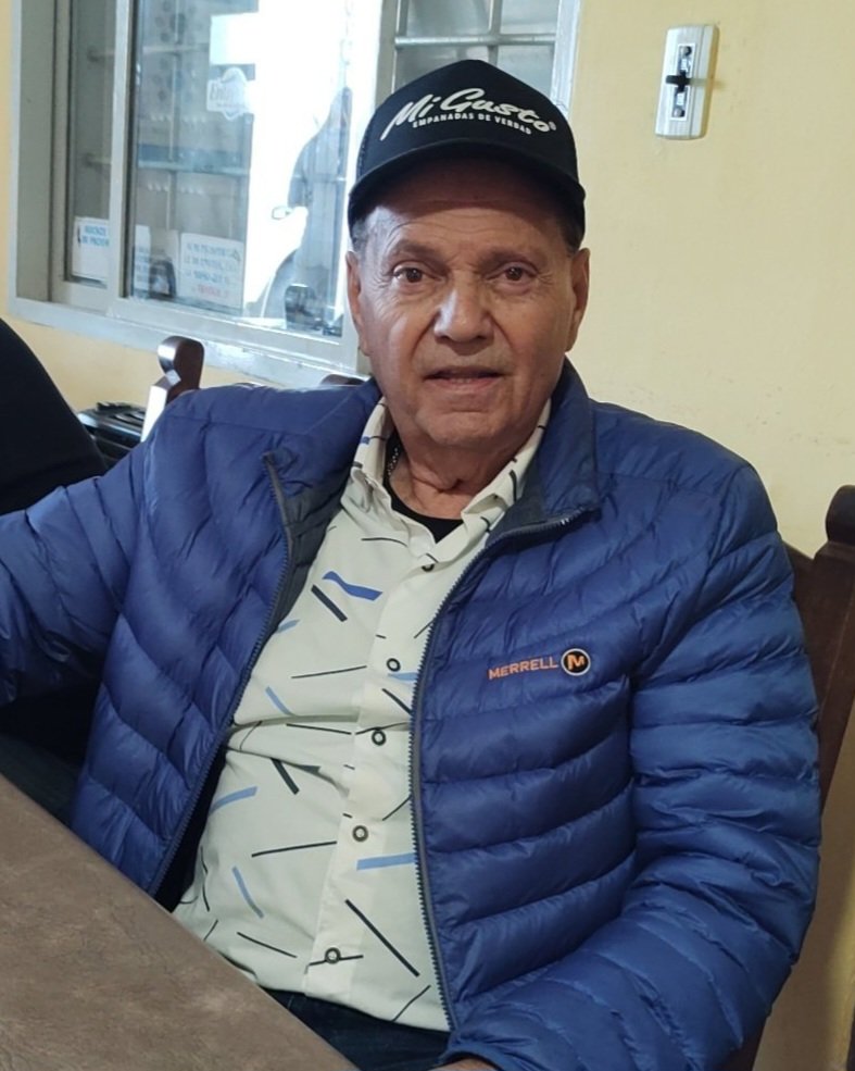 Hugommansilla's tweet photo. El fútbol y el automovilismo son los deportes más populares en Argentina 
Éstos fueron y son sus dirigentes 😭 https://t.co/5ocjI94UGj