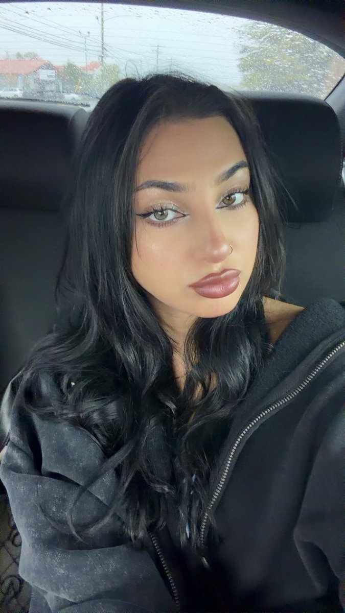 Lyssss ☾ tweet media