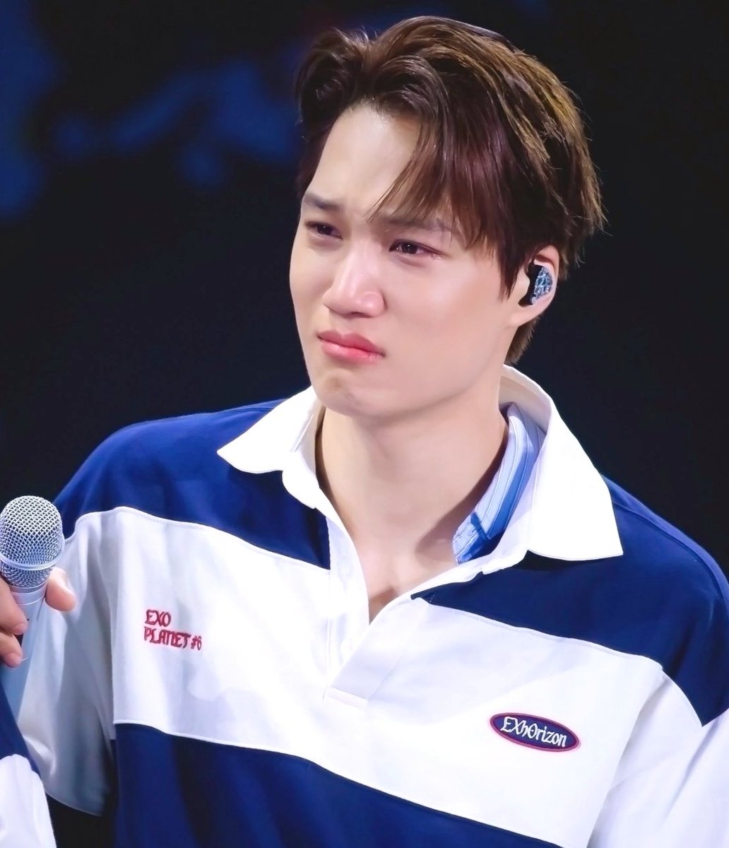 Riaaaaaarz's tweet image. Pabili na lang po ng merch, pampalubag loob. 💔😭

@weareoneEXO #엑소 #weareoneEXO #EXOPLANET6 #EXhOrizon #EXhOrizoninMANILA