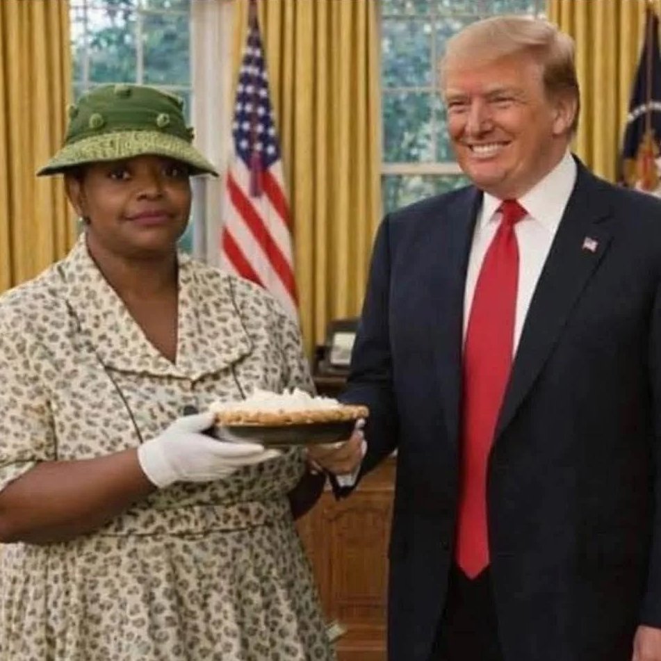 Resisting ( 👀 Pinned Post) tweet media