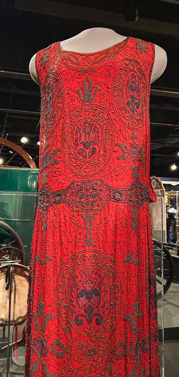 1926 Live tweet media