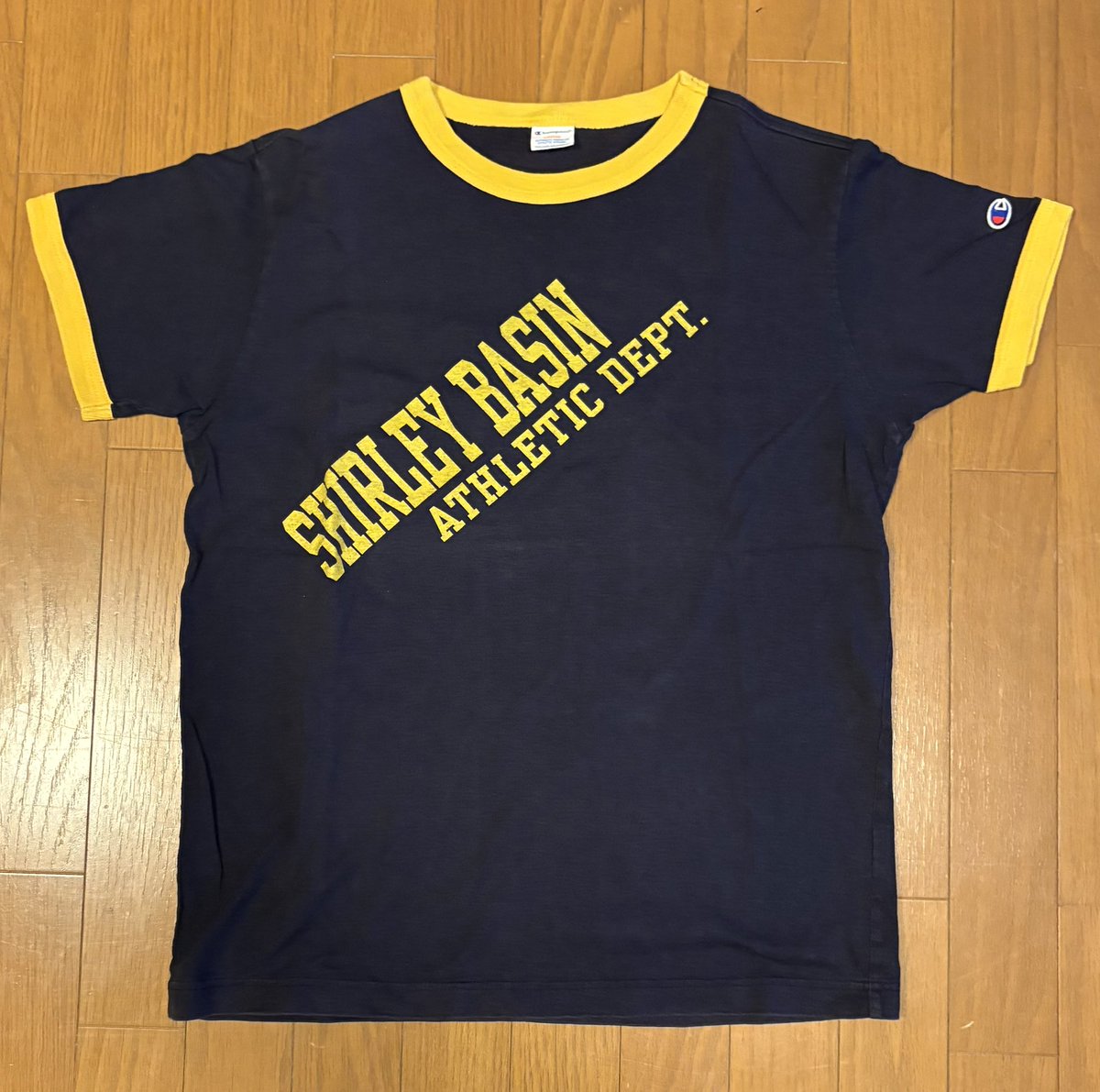 SU1EpFOktCDdNao's tweet image. #アメカジ
もうすぐあの地獄の夏がやってくると思うと今からゾっとしてますが、安くていろいろ集め易いTシャツが楽しい季節でも有ります^_^