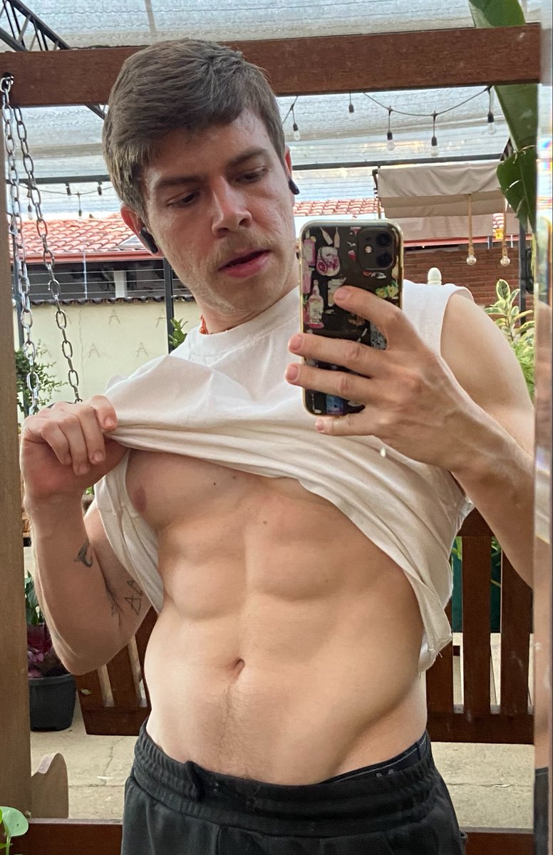 Sam tweet media