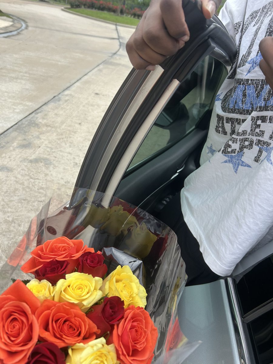 devthadoll tweet media