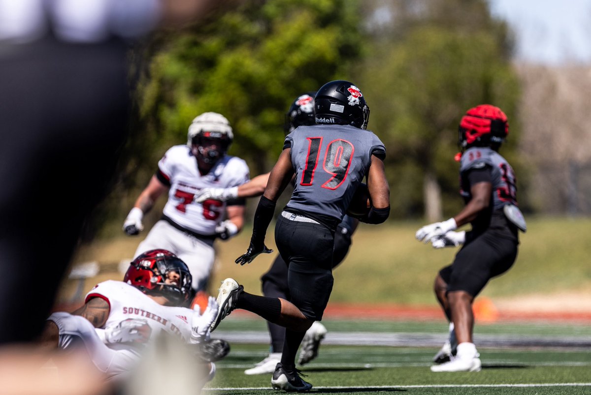 Southern Utah Football tweet media