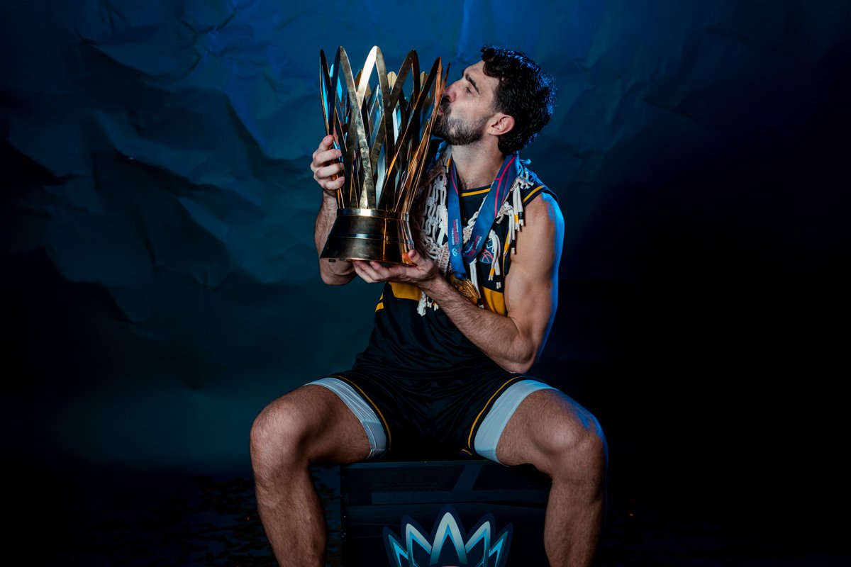 Seba Vega tweet media