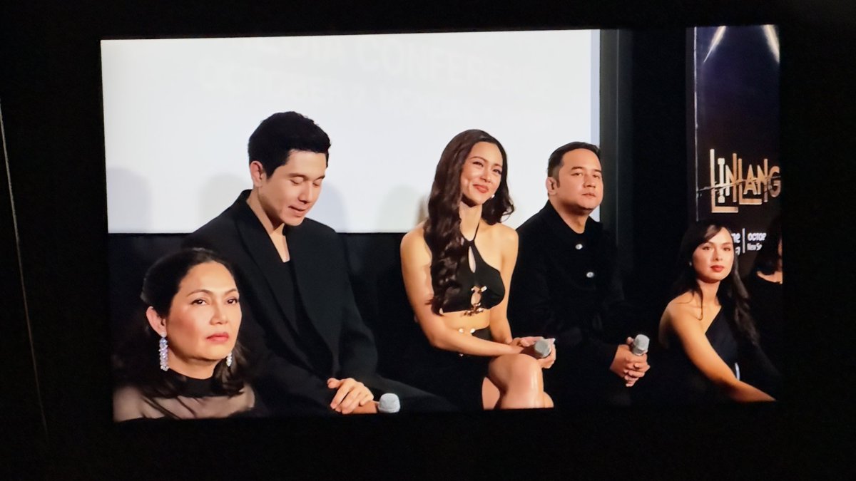 JeanMB35631605's tweet image. recent ayudas made me so happy that i found myself bingeing on where it started #Linlang mediacon

At that time, i did sense that Pau was a bit diff..he was more engaged..basta iba

Also IMo this was the best mediacon of KP konting promote more stand up comedy (c/o Kim

#KimPau