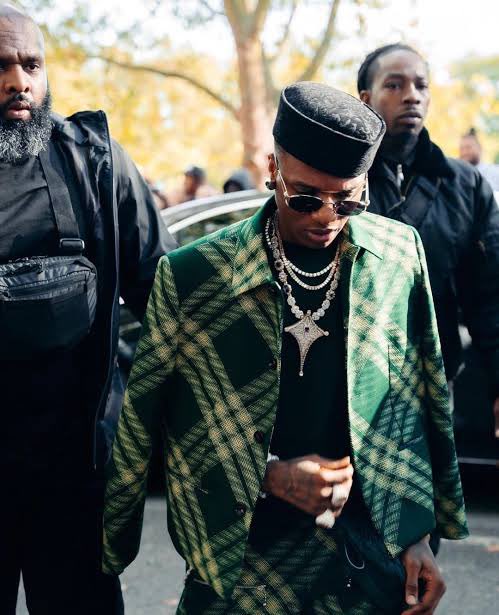 Wizkidbiggestfan tweet media