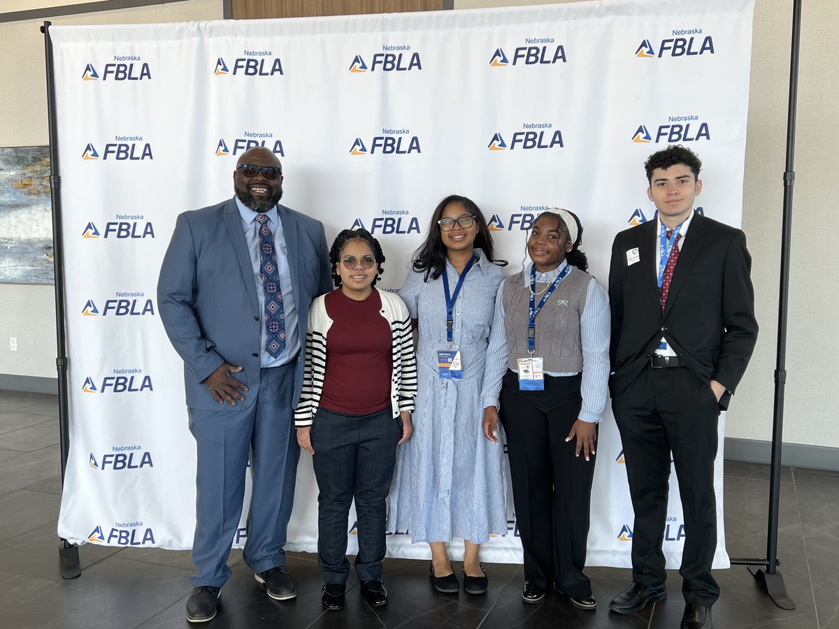 OPSCentralHigh's tweet photo. Central FBLA competing at the State Leadership Conference! #EaglesSoarAbove #DowntownProud https://t.co/4KaNarLAAf