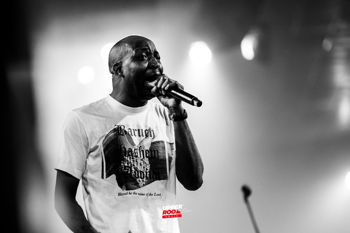 outpouring_live's tweet image. We don't sing songs here, we sing revelations in reverence to Abba Father. 

#UpperRoomAbuja #DunsinOyekan #Worship #IKnowYouWill
#Elohim