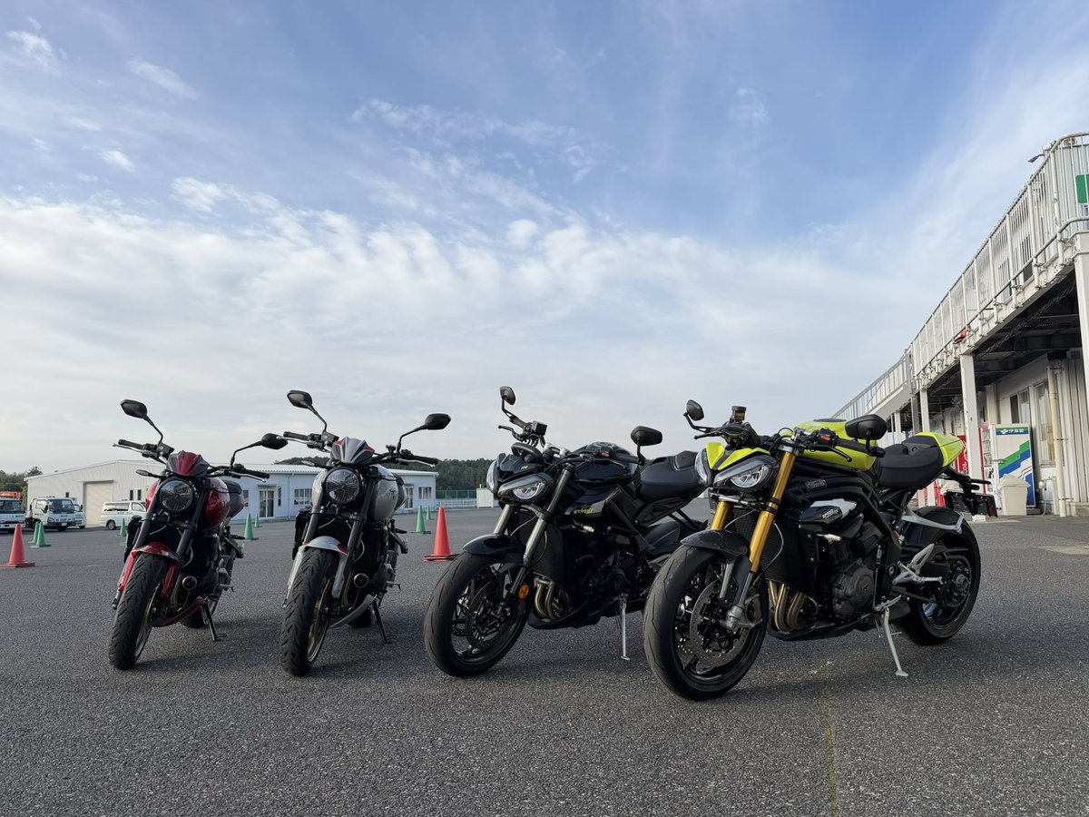 トライアンフ東京ベイ tweet media