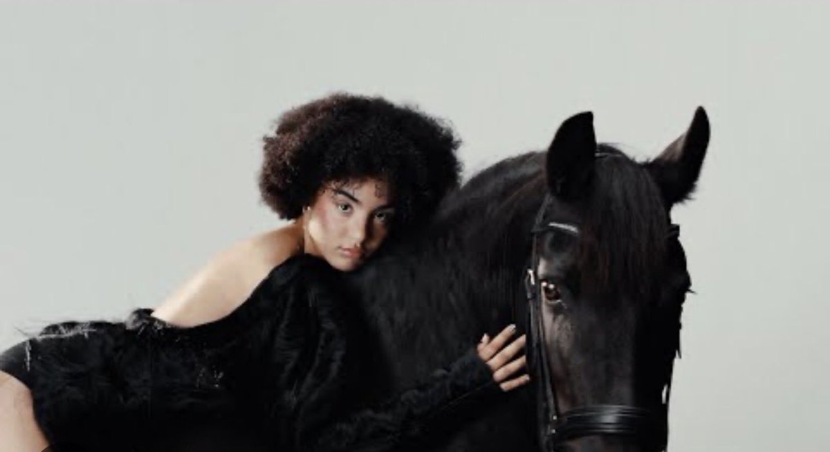 🧚🏾💋 tweet media