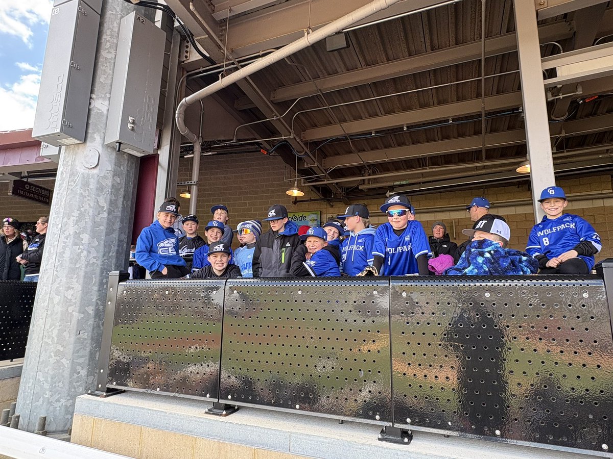 RCavaiani83's tweet image. Huge thanks to the @TimberRattlers for hosting us again today for our yearly gathering. Our boys and families had so much fun!
#Runas1🐺
#WeareCB⚾️
#T-Rats