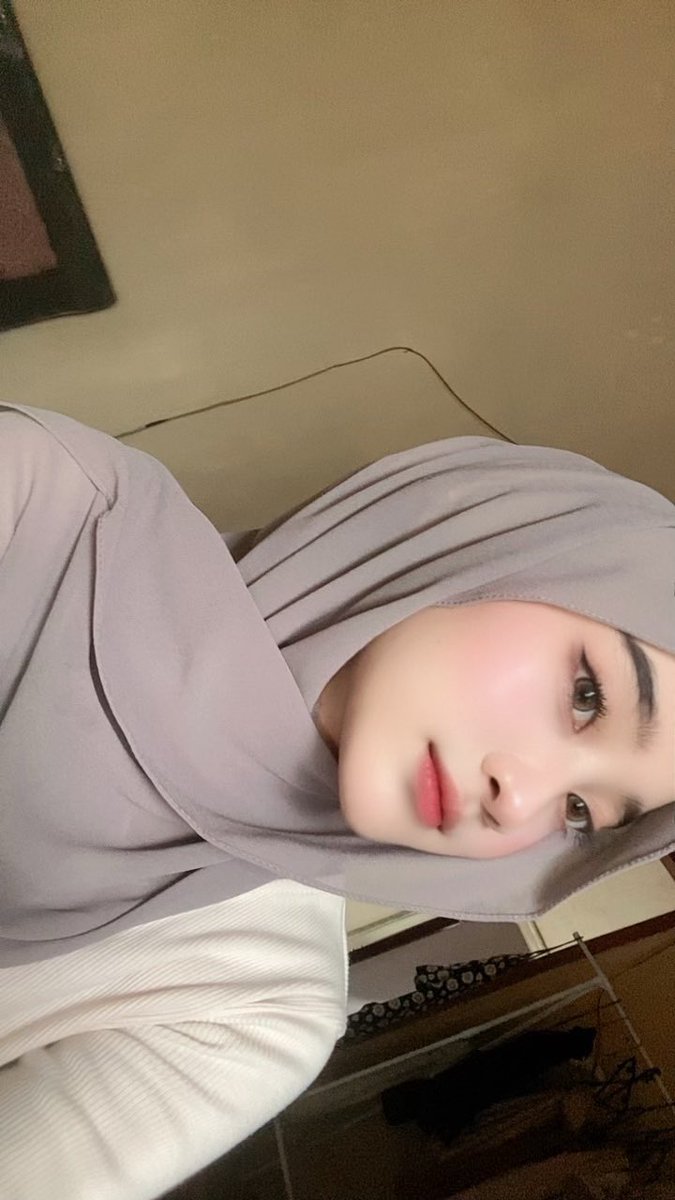 เดะเฟีย tweet media