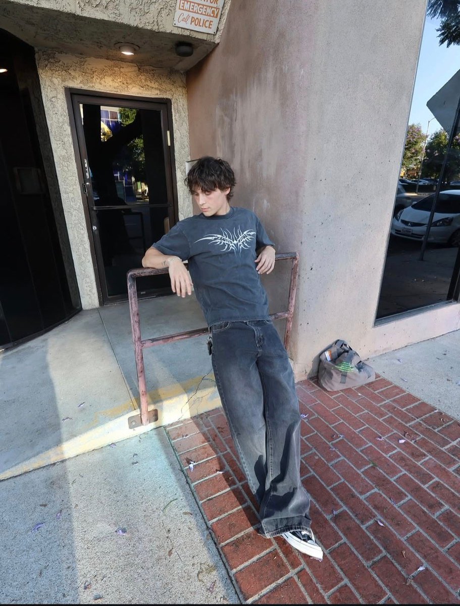 𝐂𝐀𝐌𝐏 𝐄𝐋𝐘𝐒𝐈𝐎𝐍 tweet media