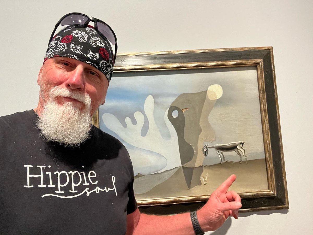 Plochman's tweet photo. @JDadastra @AnyaAlis Way cool! Go see the Dali Museum when you get a chance. It’s pretty cool. https://t.co/i1HzbWunnW