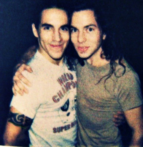 Eddie Vedder and Anthony Kiedis in 1994.