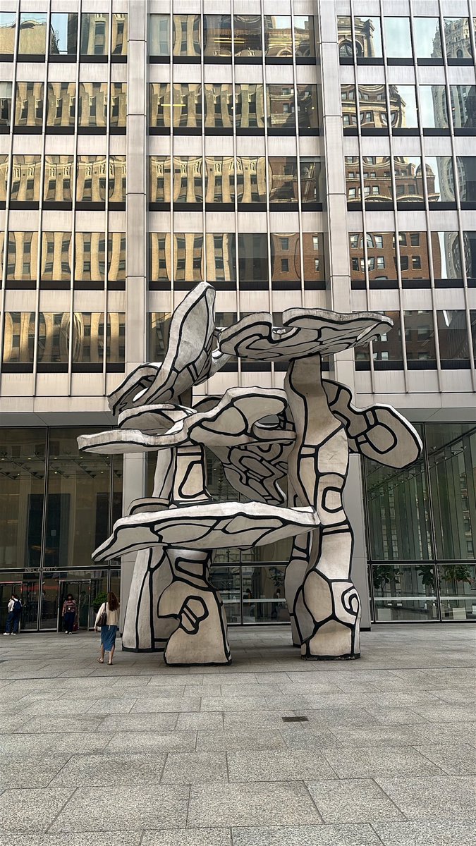 ivanfandino_'s tweet image. Explorando el Distrito Financiero de #NewYork. 🏙️