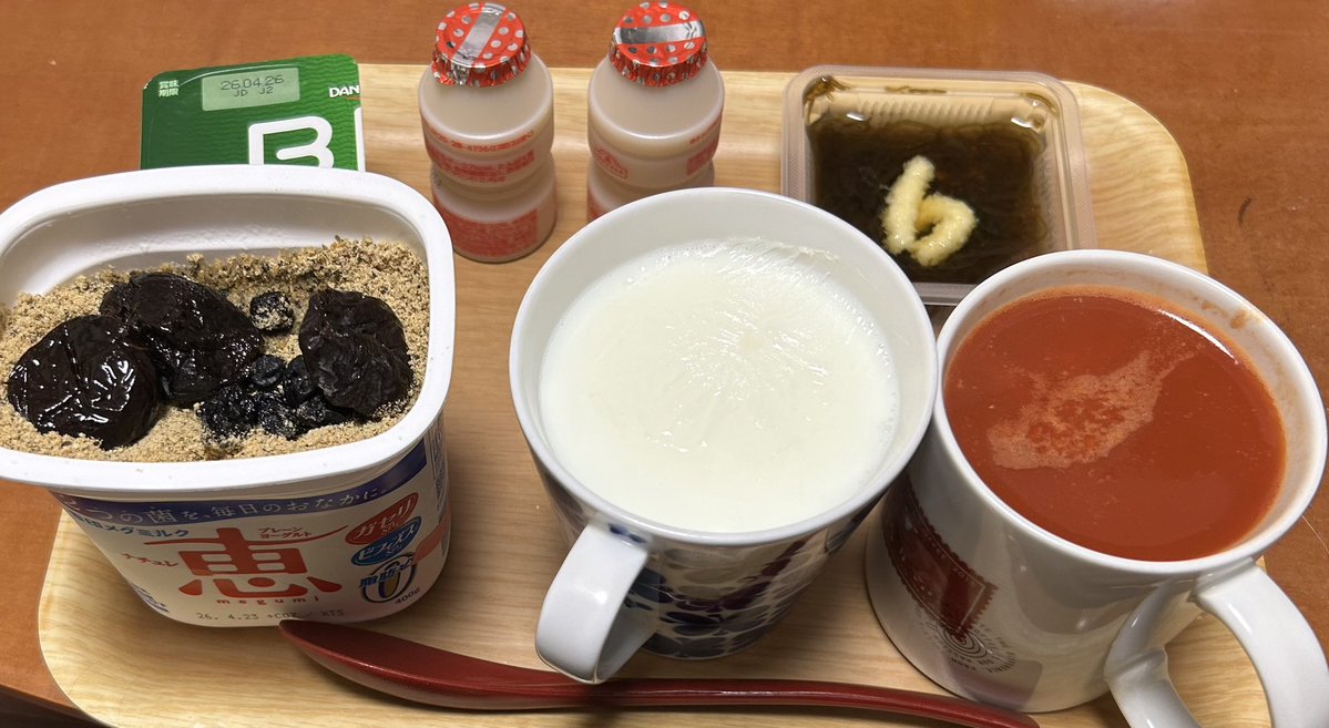 kisaragishow's tweet image. 今朝の腸活breakfast😋✨

簡易版です。
腸活とタンパク質摂取を重視❣️

#breakfast #Yoghurt #yogurt #ヨーグルト #腸活 #乳酸菌 #おうちごはん #ダイエット