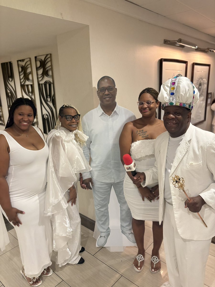 ThemYoPeople's tweet image. A great big shout out to the ultimate party in white‼️With a purpose… keeping THRIlL ‼️Frank O’Neal in mind #themyopeople #allwhiteparty #party #celebrate