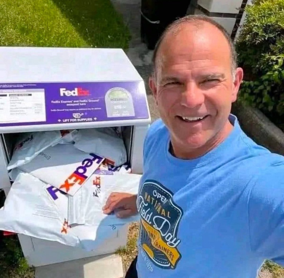 JocyHof's tweet photo. Congrats to you Solomon, I appreciate the fact that you invested your trust I me and also trusted the process. Now you see no time is wasted if you’re patient for the right stuffs. Awaiting the next people who will text me soon. I’ll reply to all message shortly https://t.co/wez3lsp624
