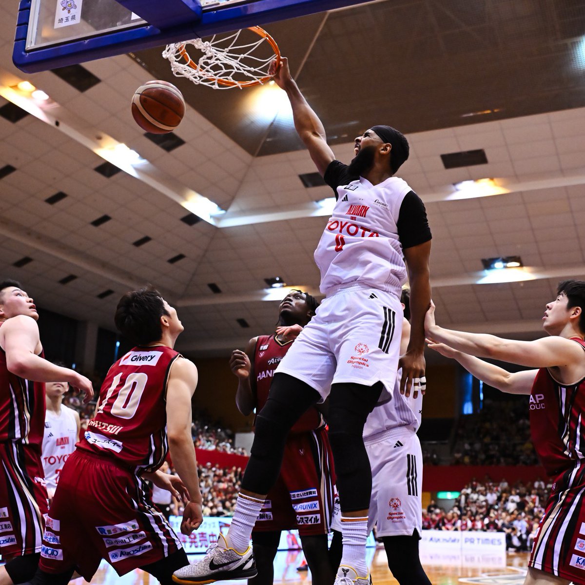 ALVARK_TOKYO's tweet photo. 𝐆𝐀𝐌𝐄 𝐑𝐄𝐏𝐎𝐑𝐓 
アルバルク東京 79-69 越谷アルファーズ 

#5 中村浩陸「ゲームプランをしっかり頭の中で整理してプレーできた。ゲームプランや起用判断があると思うので、とにかく呼ばれたら、1番でも2番でも自分の100パーセントを出してやることをマインドセットとして持っている」