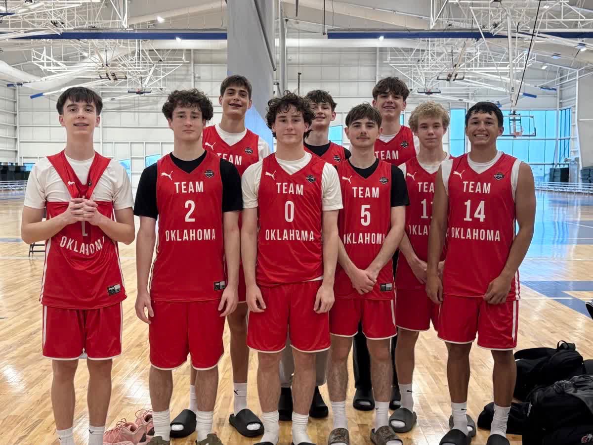 TeamOKBB's tweet photo. Our Team Oklahoma HS @NxtProHoops teams had a great weekend going 10-2 as a program overall in Kansas City! Next weekend our 14-17U NXT teams will play in Norman! 

17U Red / 4-0 / (8-0) @coachloganlarue 
16U Red / 4-0 / (8-0) @h_rodriguez23 
15U Red / 2-2 / (6-2) @JettJobe16665 https://t.co/8HLmwtOB41