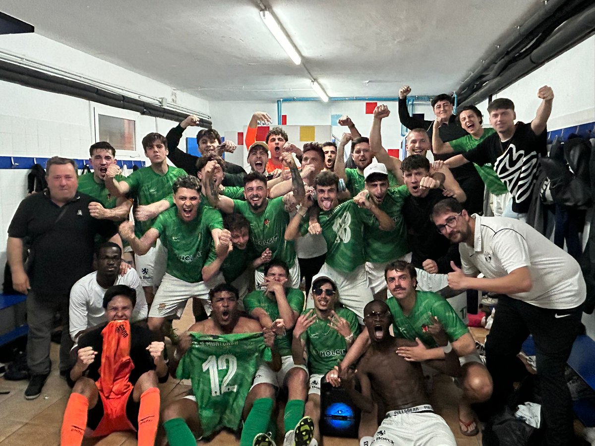 CD MONTCADA 💚 tweet media