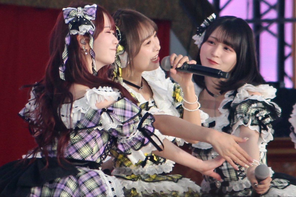 anmaru_love's tweet photo. 20260419 ＝LOVE 8周年ツアー「＝LOVE 8th ANNIVERSARY PREMIUM TOUR」
FINAL in @横浜スタジアム  DAY2

佐々木舞香ちゃん(@sasaki_maika )
瀧脇笙古ちゃん(@shoko_takiwaki )
大谷映美里ちゃん(@otani_emiri )

#イコラブ8周年ツアー
#イコラブ_カメコ
#イコラブ https://t.co/5oHbEoYSs6