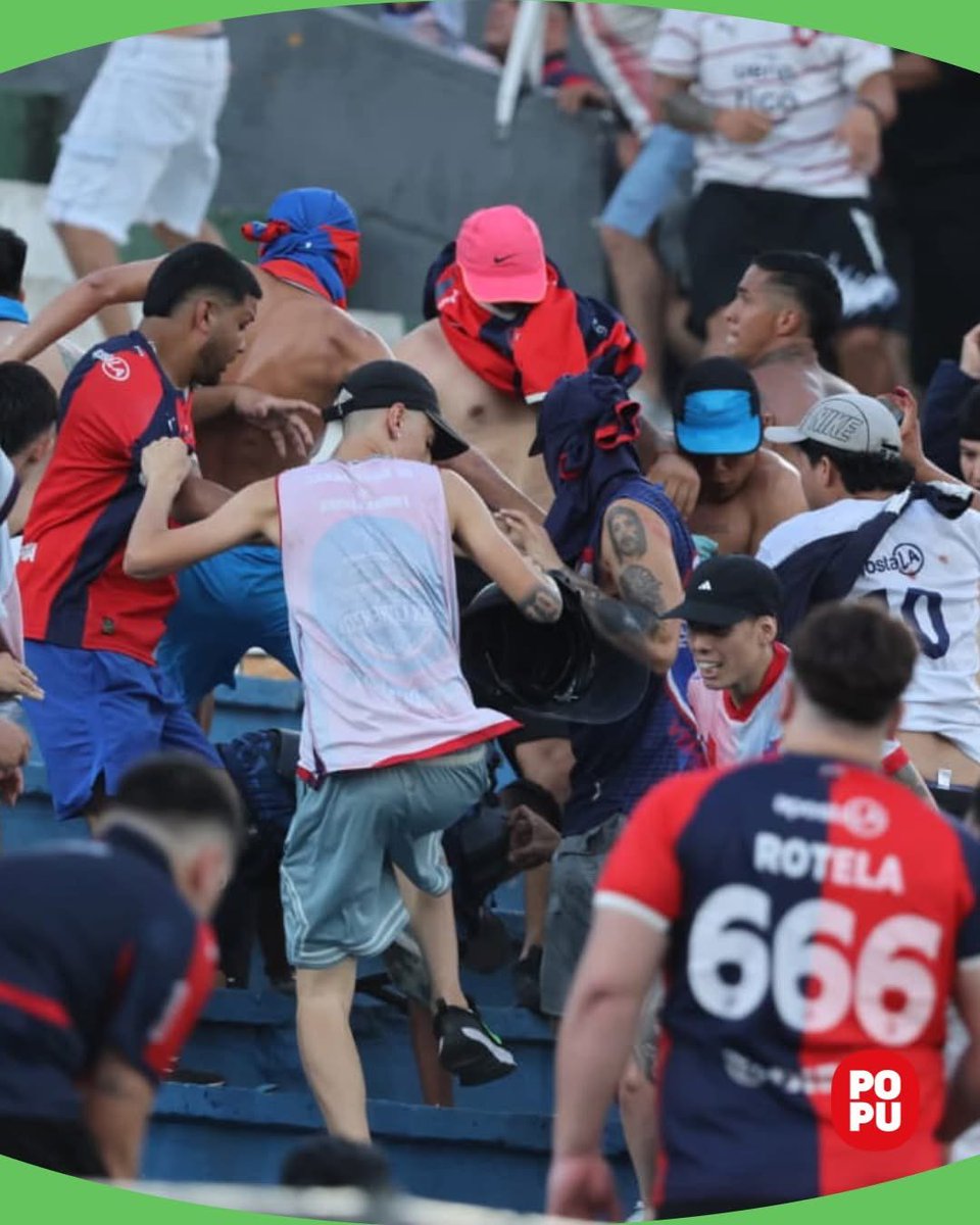 Centro, cabeza y gol tweet media