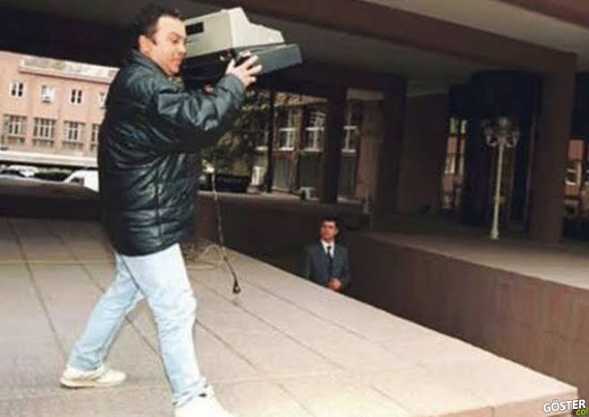 "Son yazar kasa atıldığında, son ırmak kuruduğu'nda, son ağaç yok olduğunda, son balık öldüğünde uzun adam paranın yenmeyen bir şey olduğunu anlayacak"..